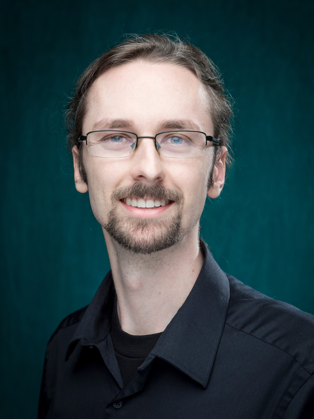 staff headshot Eric Huver