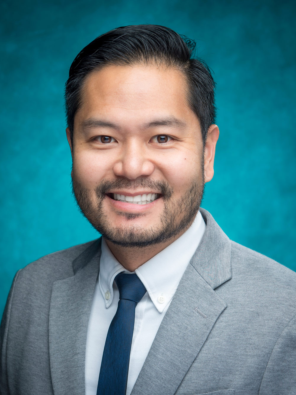 staff headshot Gino Galutera