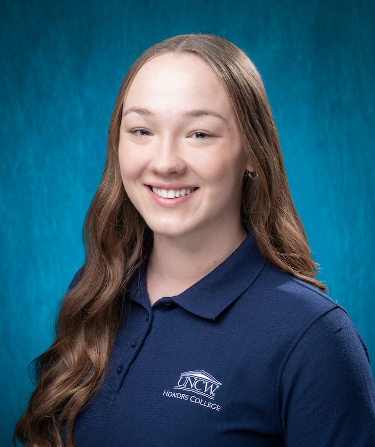 Lizzie brillant, honors college