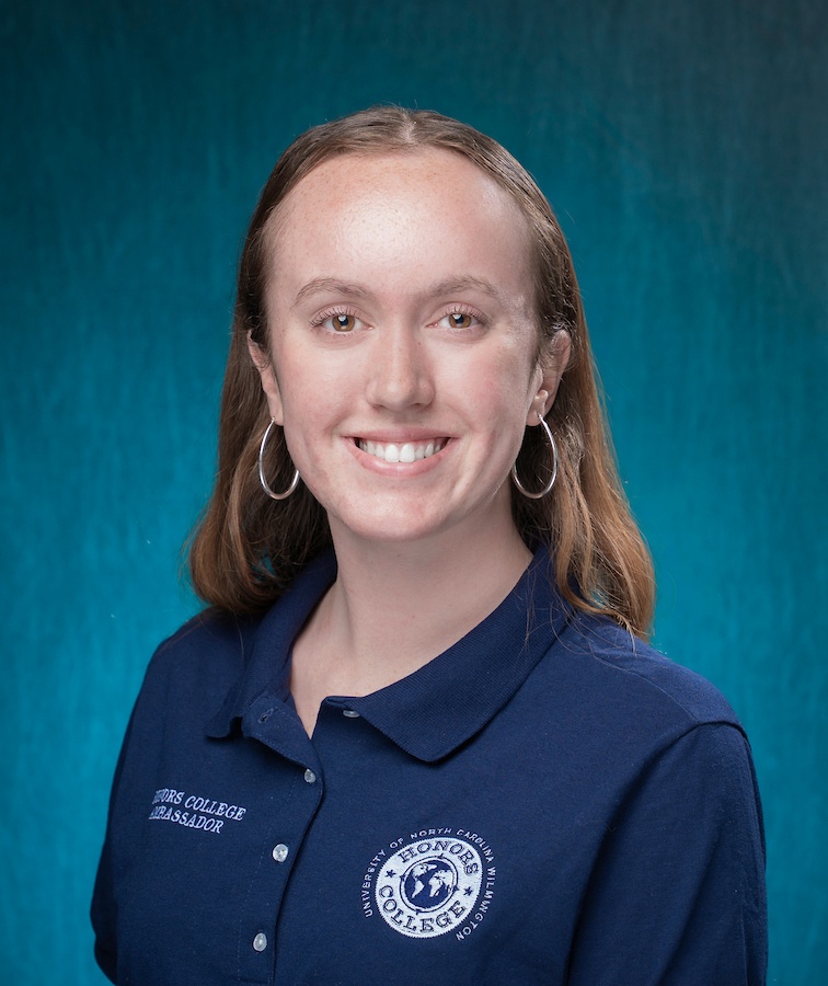 Julia caton, student worker