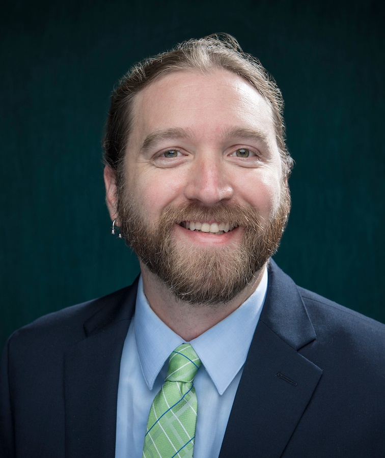 Marshall McArthur headshot