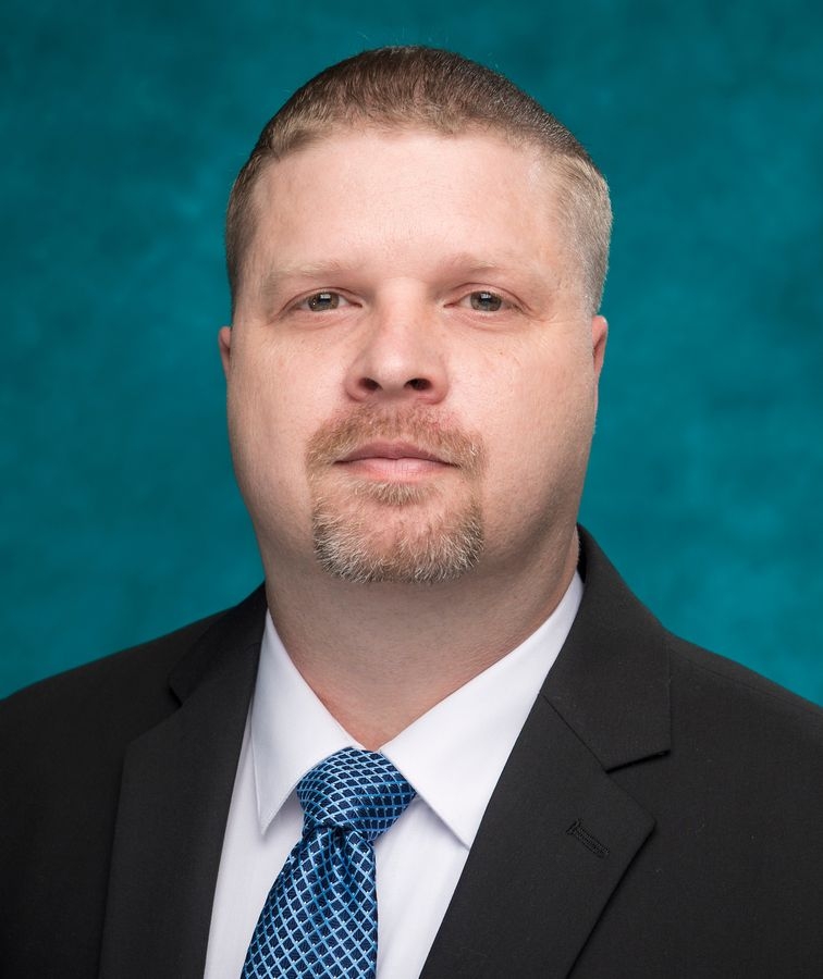 Kenneth R. McMillan