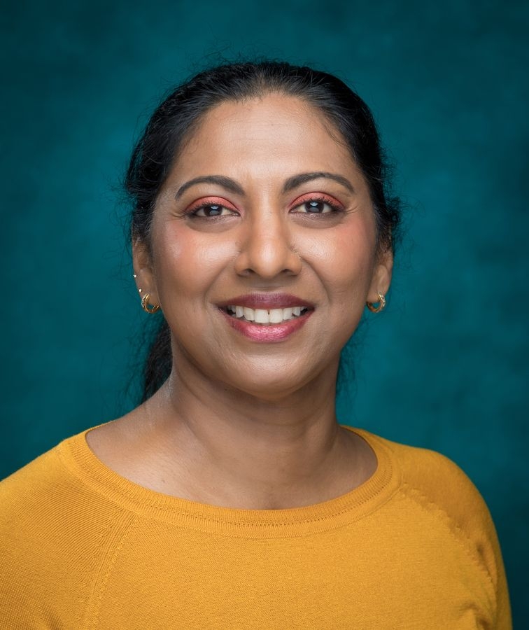 Menaka raguparan, college of arts &amp; science