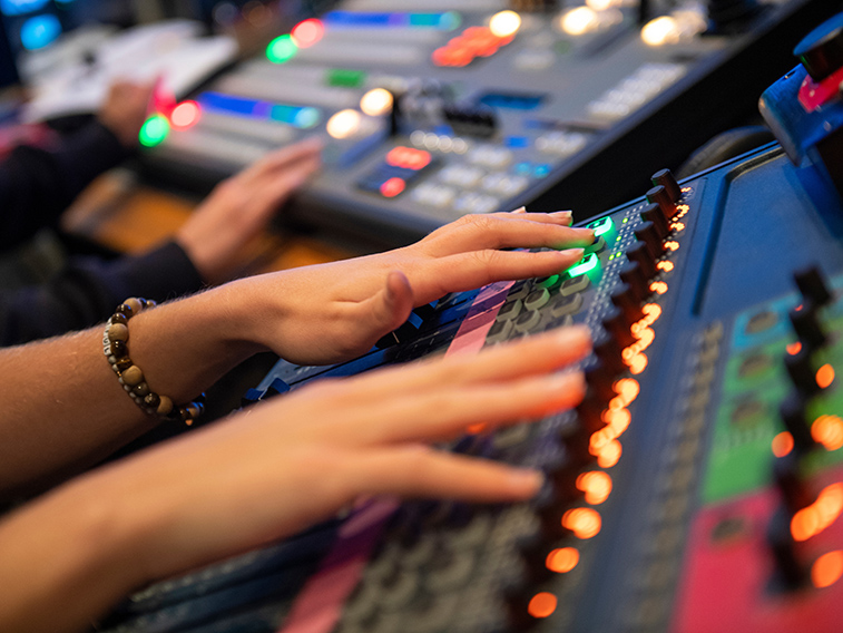 Person controlling a mixboard