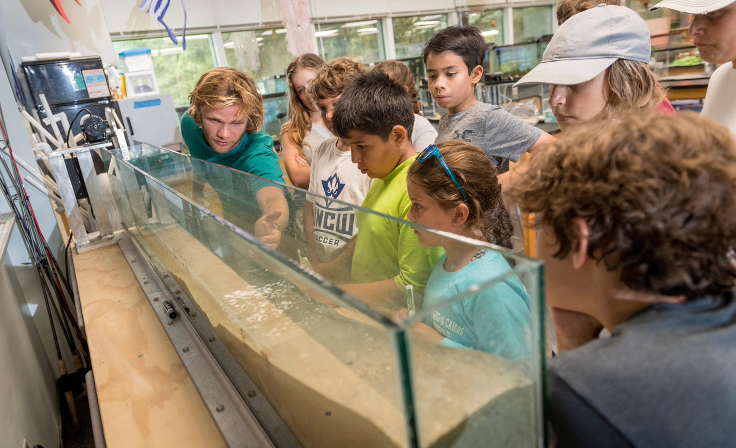Wave tanks demonstration