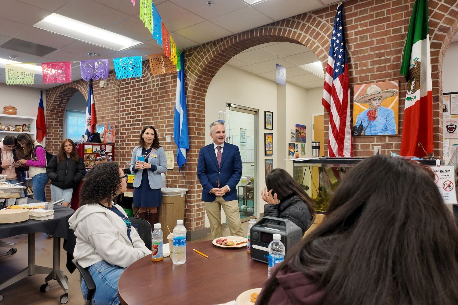 Students parking in Seahawk for a Day