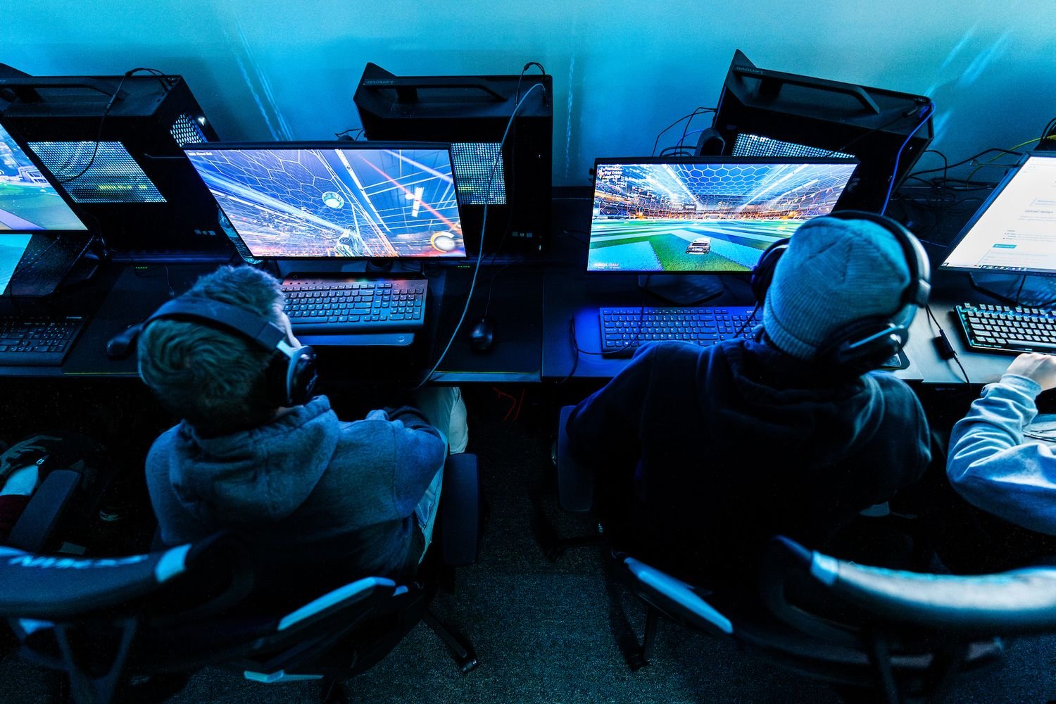 students playing video games