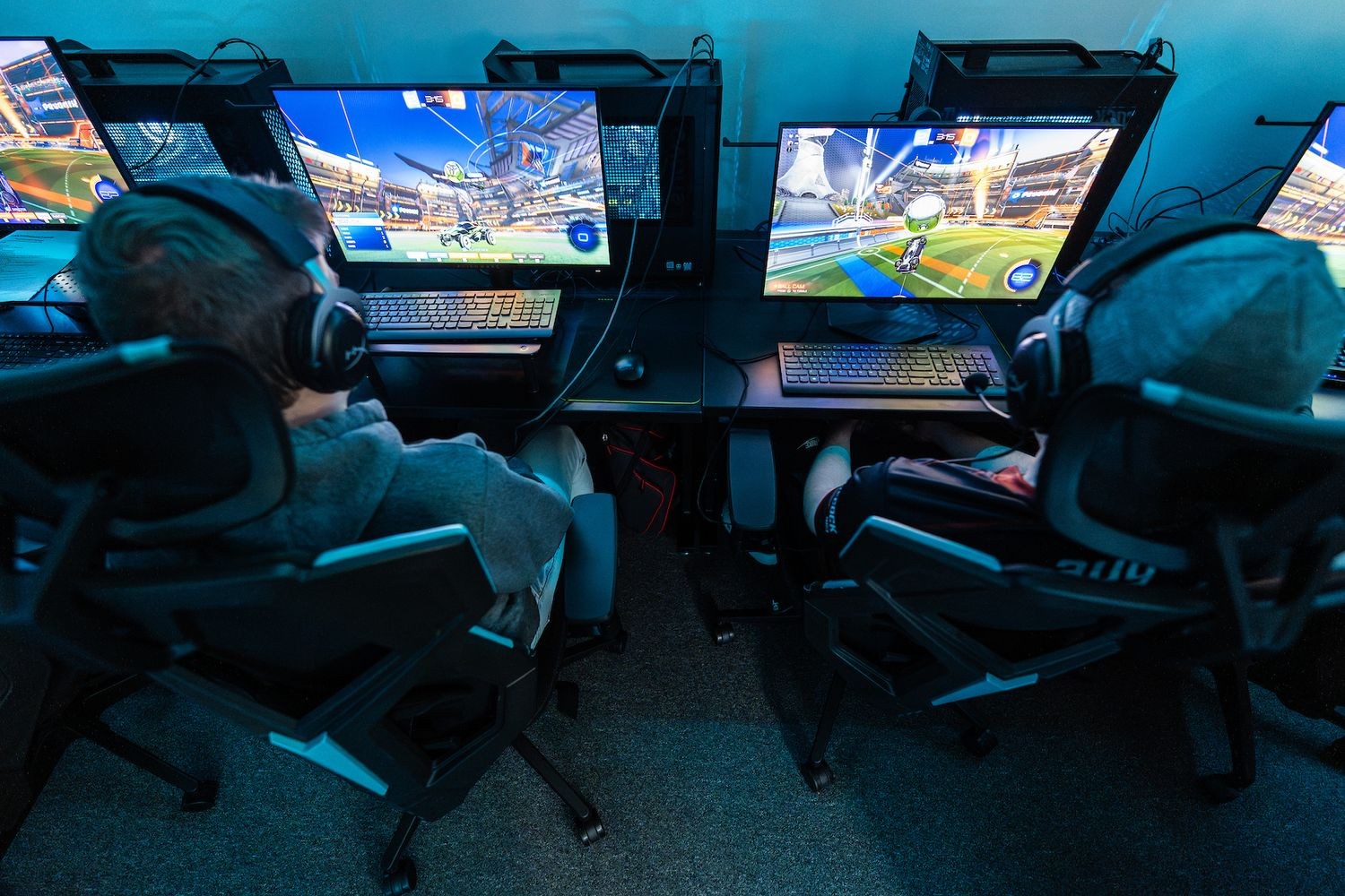 The UNCW Esports program holds its Champions Shore Invitational Rocket League Tournament hosting other regional colleges & universities in the UNCW Esports Lab to compete against each other