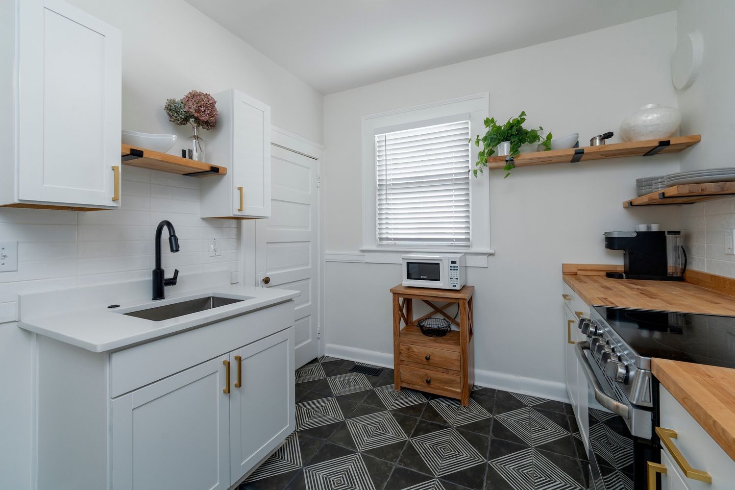 Padrick house kitchen