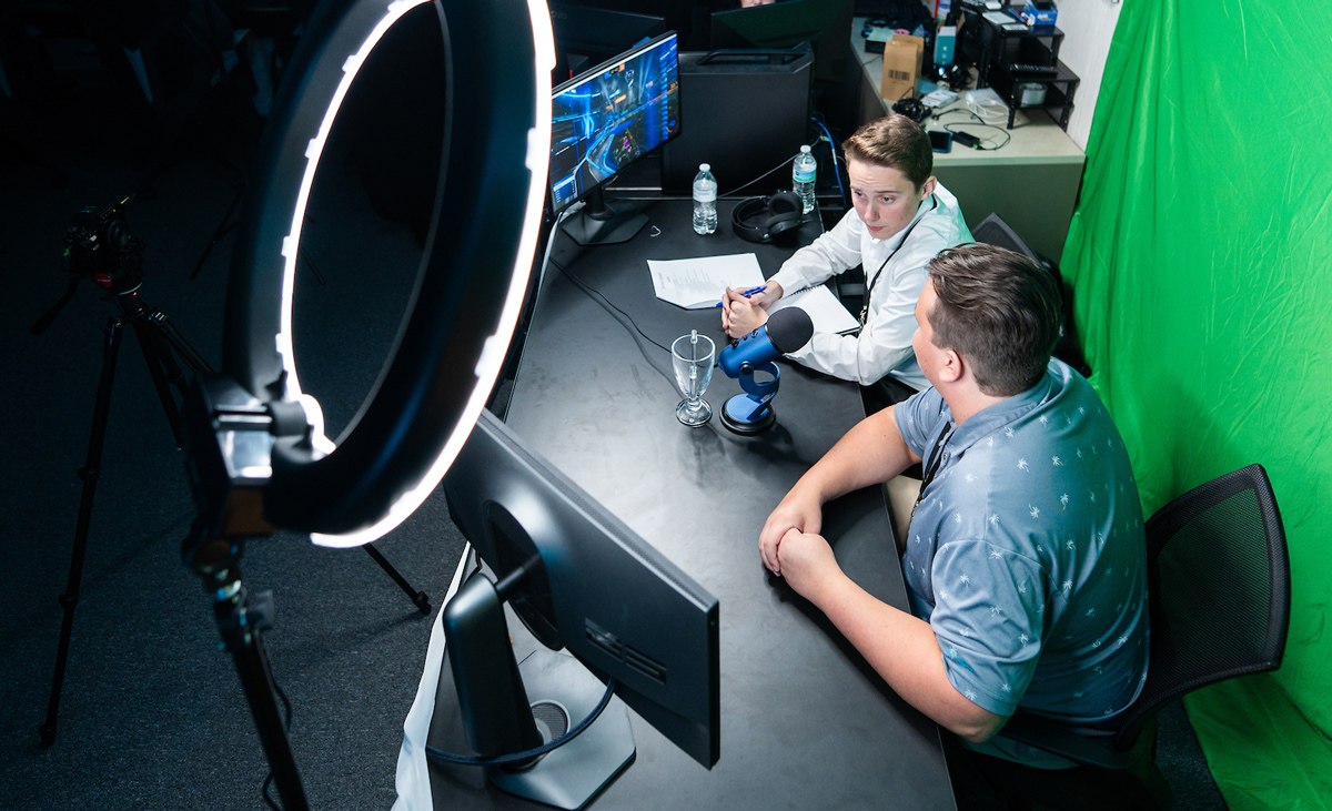 Esports lab streaming